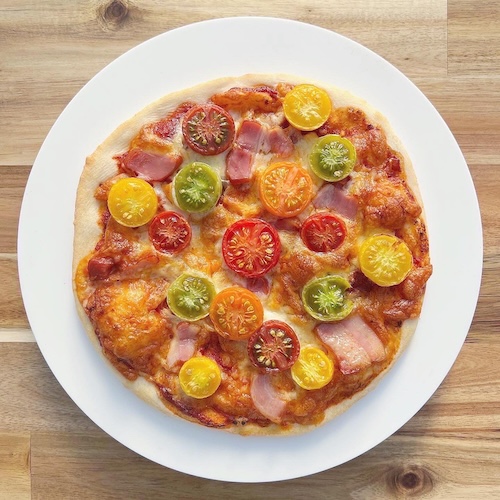 農園オリジナルカラフルトマトのピザ+お好きなドリンク